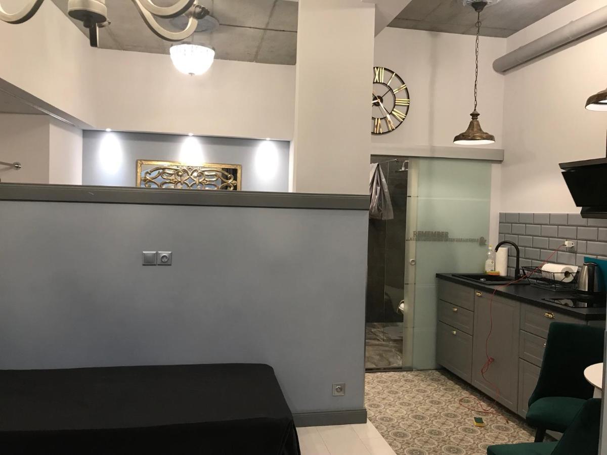 Old Town Apartments Patio 1 غدانسك المظهر الخارجي الصورة