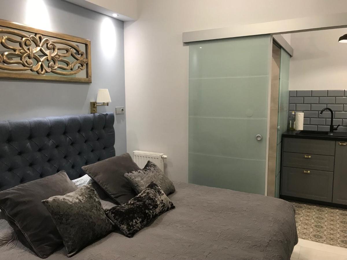Old Town Apartments Patio 1 غدانسك المظهر الخارجي الصورة