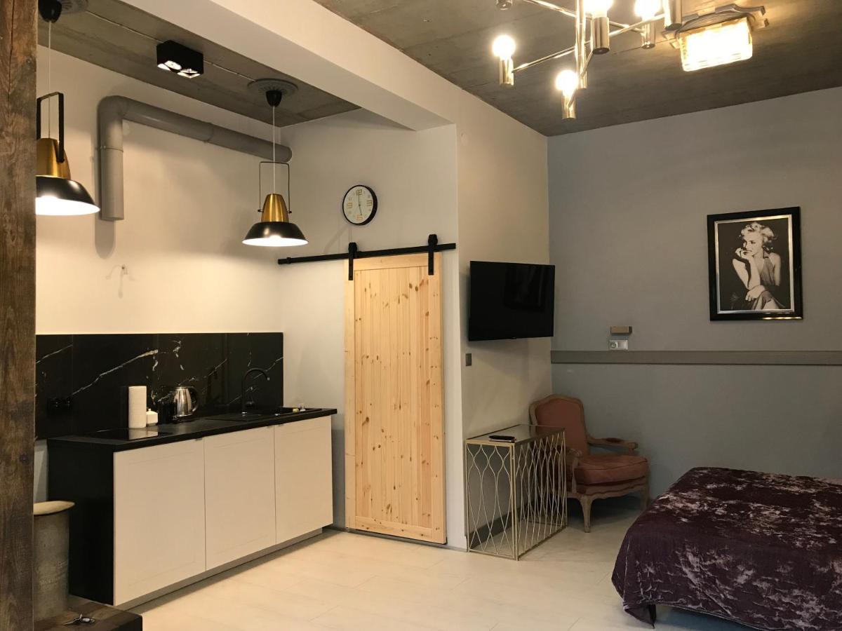 Old Town Apartments Patio 1 غدانسك المظهر الخارجي الصورة