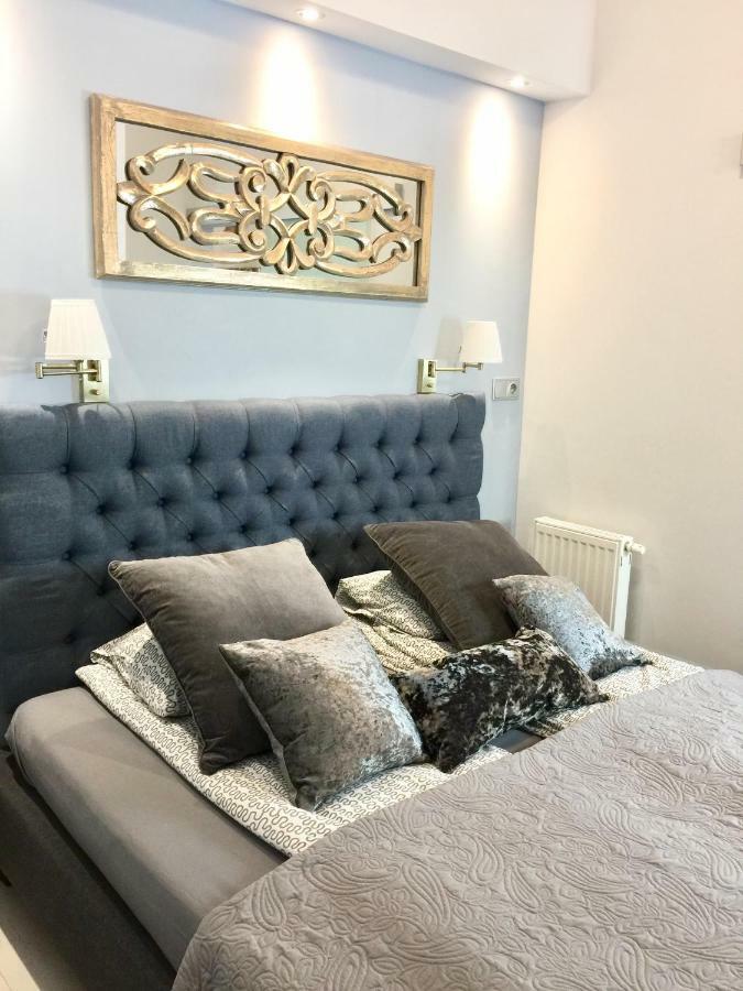 Old Town Apartments Patio 1 غدانسك المظهر الخارجي الصورة