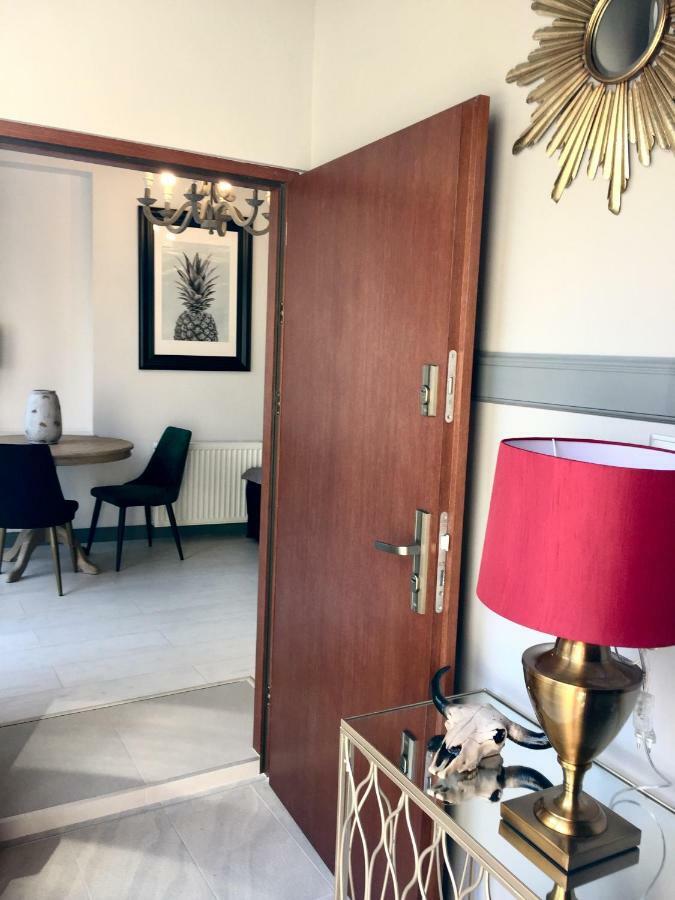 Old Town Apartments Patio 1 غدانسك المظهر الخارجي الصورة