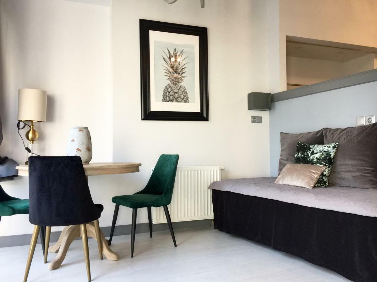Old Town Apartments Patio 1 غدانسك المظهر الخارجي الصورة
